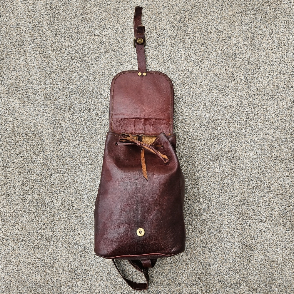 Vintage Camel Tooled Leather Brown Backpack India Unique Flap Top Bag Purse - Picture 11 of 16